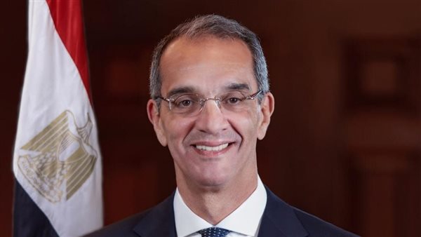 وزير الاتصالات الدكتور