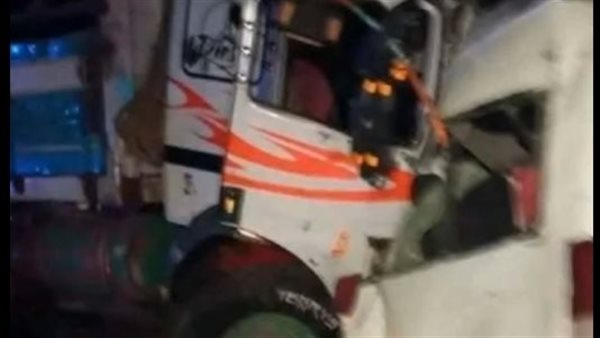 تصادم سيارة ميكروباص