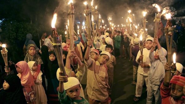 أغرب عادات الشعوب