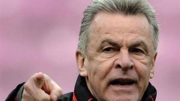  المدير الفني الأسبق