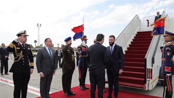 وزير التموين يستقبل