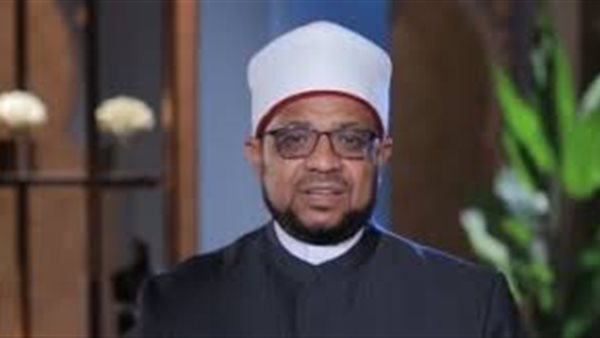  الأمين العام لمجمع