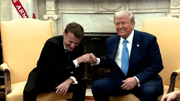 ترامب وماكرون 