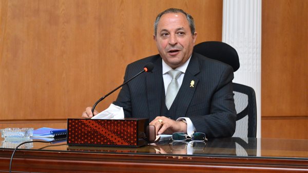 محافظ بورسعيد اللواء