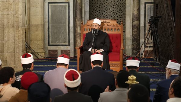  الدكتور محمود الهواري