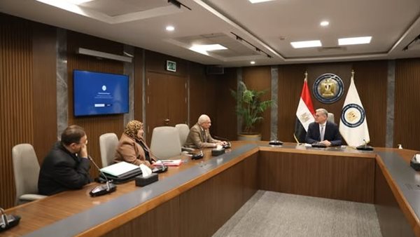 وزير البترول والثروة