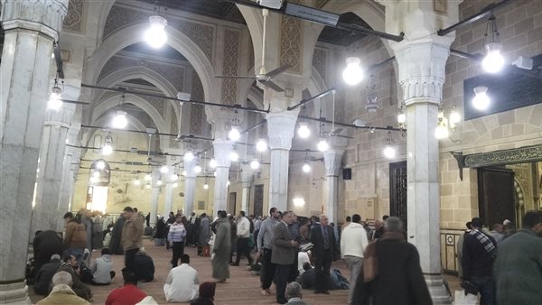 صورة المصليين