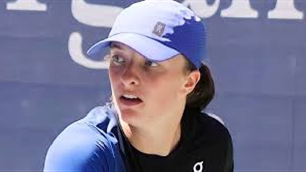 البولندية إيجا شفيونتيك