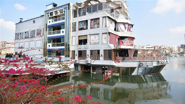 جنوح مركب سياحي بالمنصورة