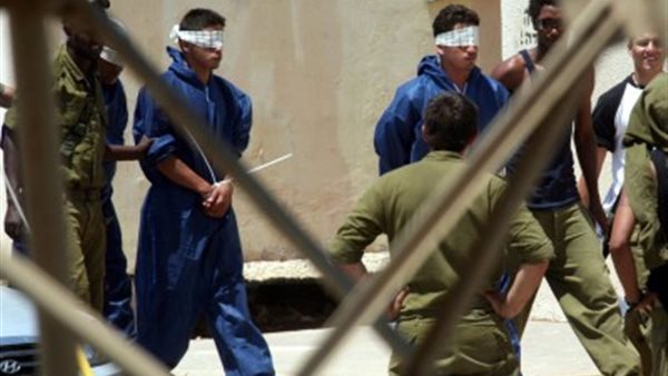 انتهاكات في سجون