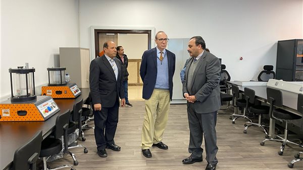 رئيس جامعة بنها الأهلية