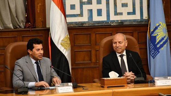 محافظ القاهرة ـ وزير