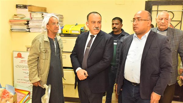 محافظ أسيوط 