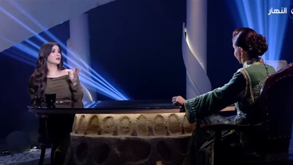 الفنانة هدي الإتربي