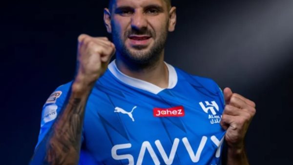 لاعب الهلال السعودي