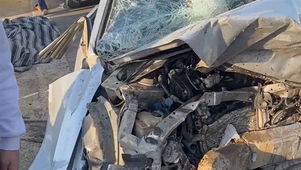 حادث تصادم سيارتين
