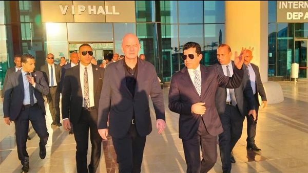 وزير الشباب والرياضة