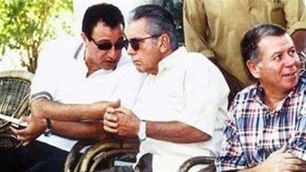 قناة الأهلي تقارن