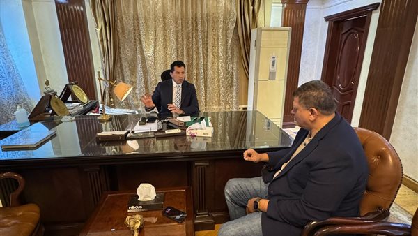 وزير الرياضة ـ رئيس