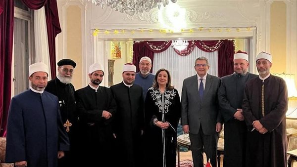 لقاء القنصل العام