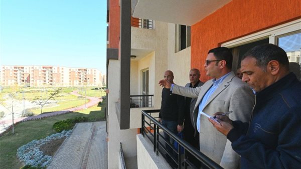 وزير الاسكان  المهندس