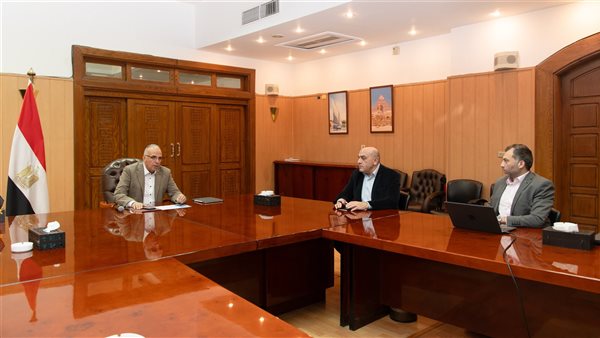 وزير الموارد المائية