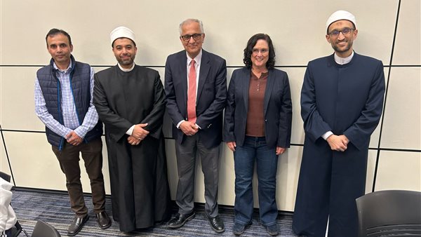 مبعوثو مجلس حكماء