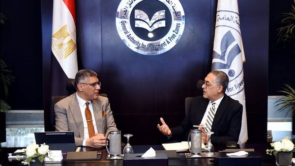 لقاء محافظ الجيزة