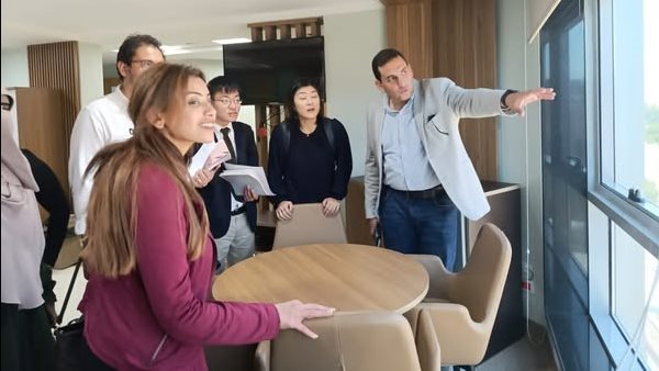 جانب من الجولة 