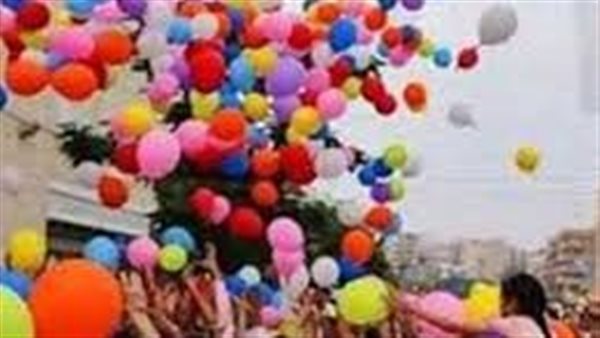 موعد أول أيام عيد