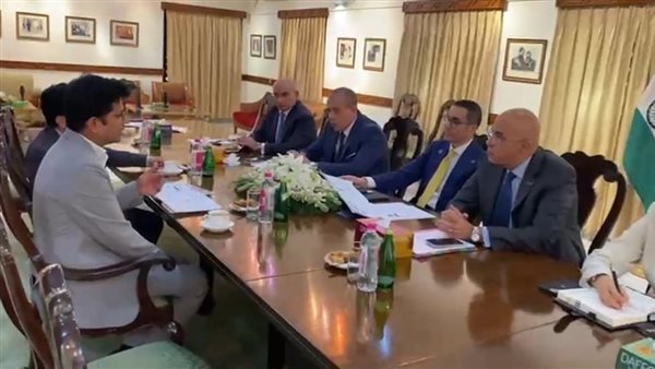 لقاء المهندس حسن