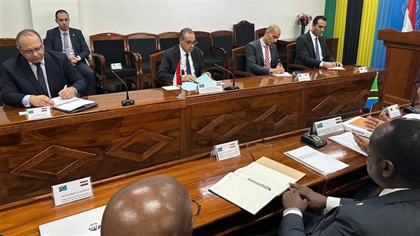 جانب من لقاء وزير