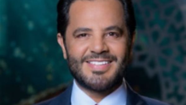 الإعلامي اللبناني