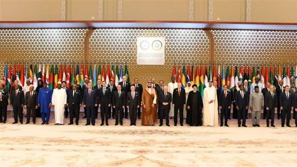 لجنة القمة العربية