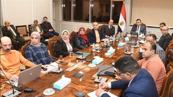 اجتماع وزير الإسكان