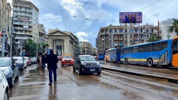 نوة الصليب تضرب الإسكندرية