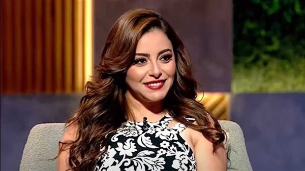 الفنانة إلهام عبد