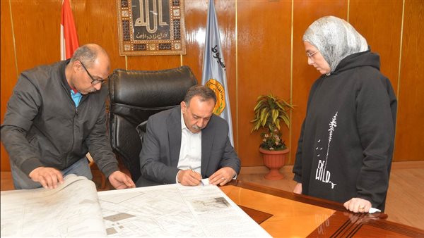 محافظ أسيوط 