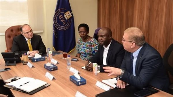 لقاء رئيس هيئة الدواء