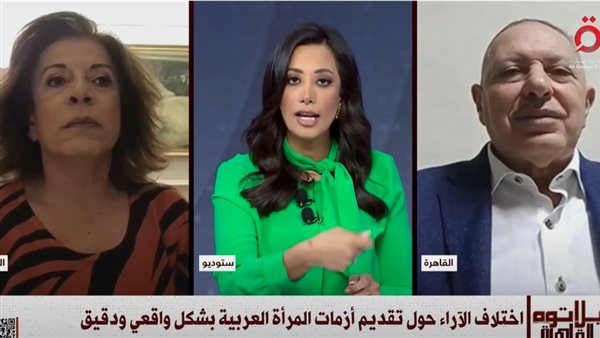 الناقد الفني خالد