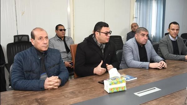 اجتماع وزير الإسكان