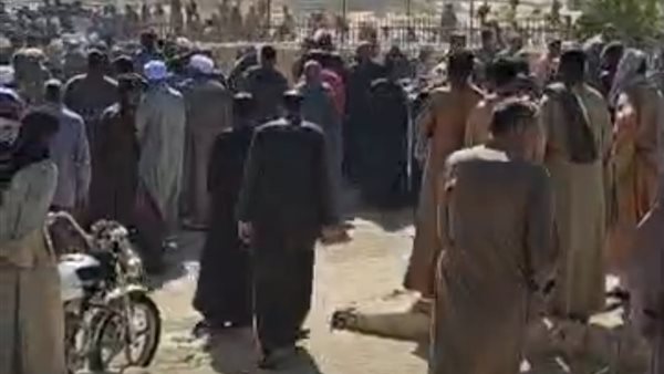 جانب من الجنازة 