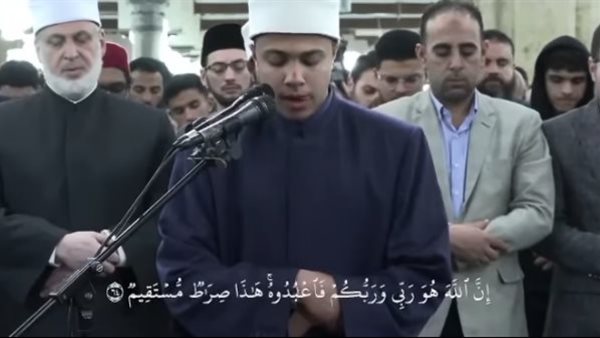 أحد طلابه لإمامة