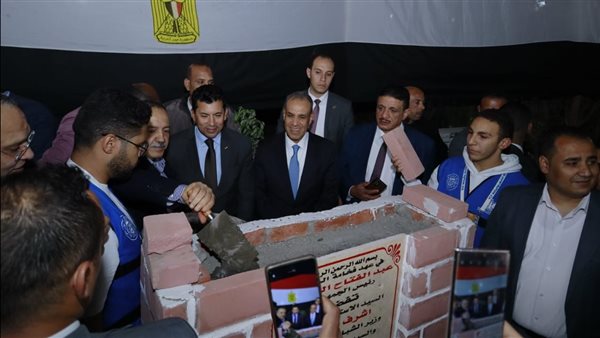 وزير الرياضة ومحافظ