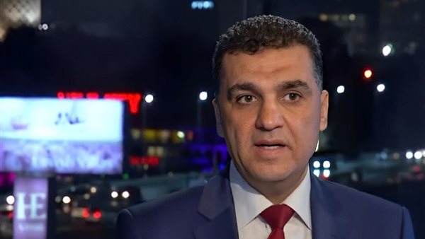 الدكتور أحمد الشحات