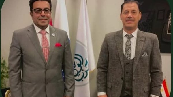 الدكتور باسل عادل