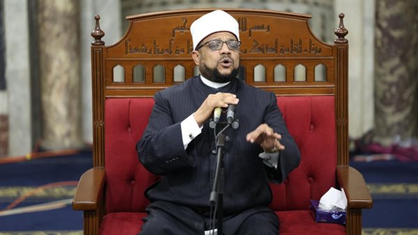  الأمين العام لمجمع