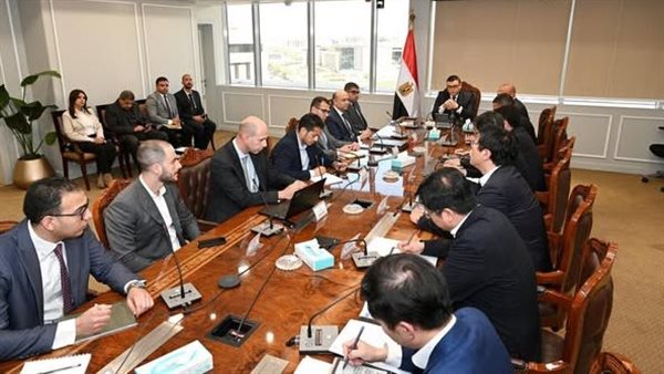 اجتماع وزير الإسكان