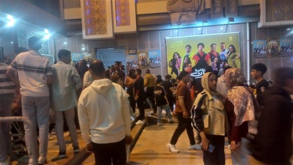 إقبال كبير علي السينمات