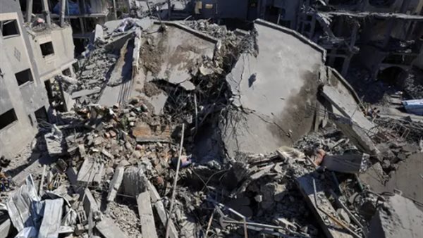 إحدى الدمار الذي